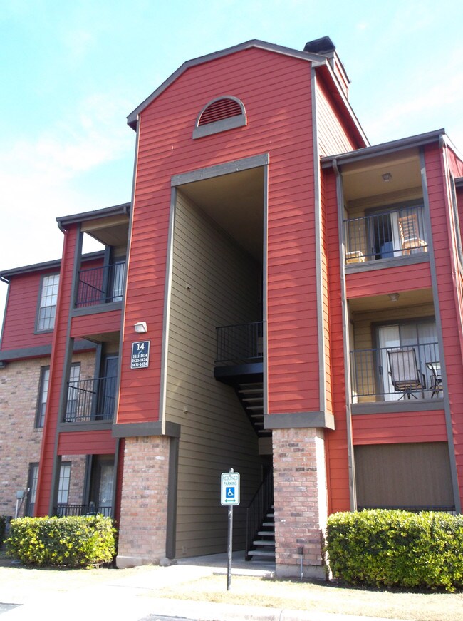 Stonehill at Pipers Creek Apartments San Antonio, TX