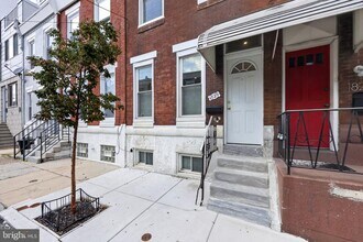 Building Photo - 1829 McClellan St