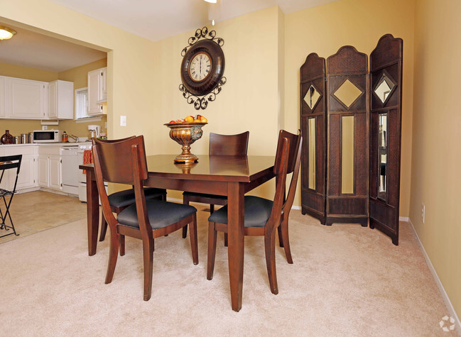 Comedor - Shorebrooke Townhomes