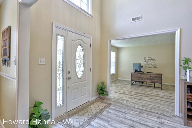 Foto del edificio - 5 br, 3 bath House - 4636 Yeardley Loop