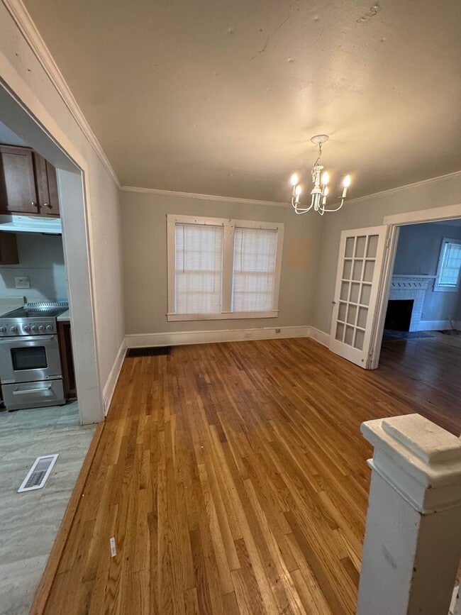 Building Photo - 116 Kenan St