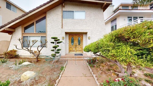 Building Photo - 4837 Oceanaire Street