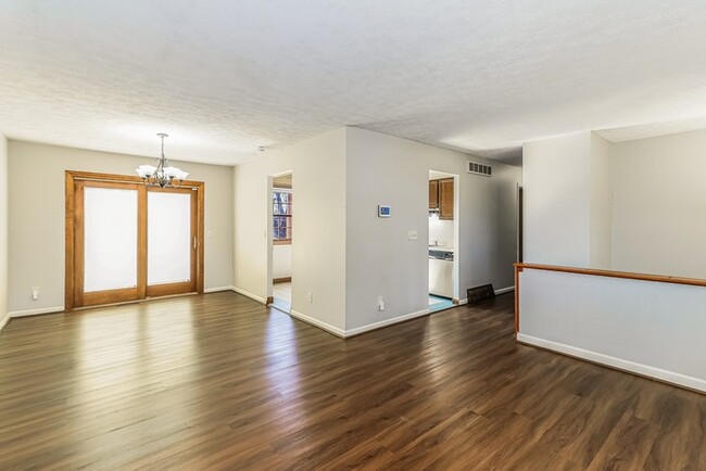 Building Photo - 5159 Dundas Drive