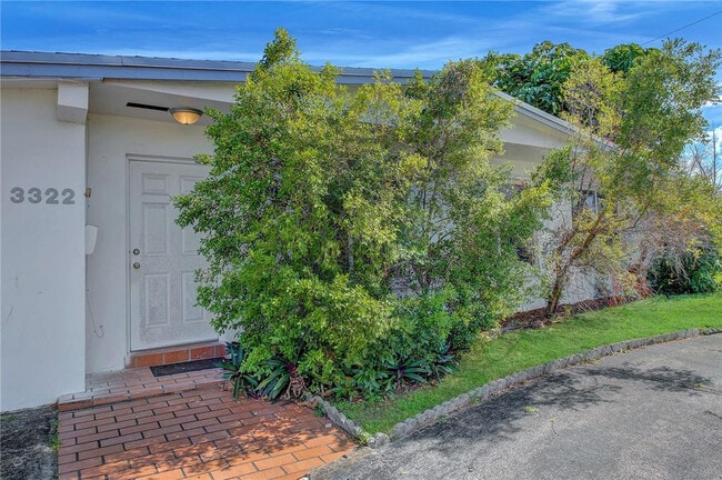 Foto del edificio - 3322 McKinley St