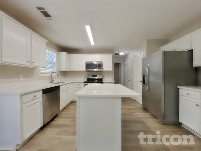 Foto del edificio - 105 Remington Pl Dr