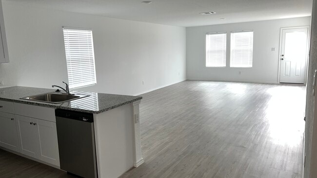 Building Photo - 2940 Calandra Lark