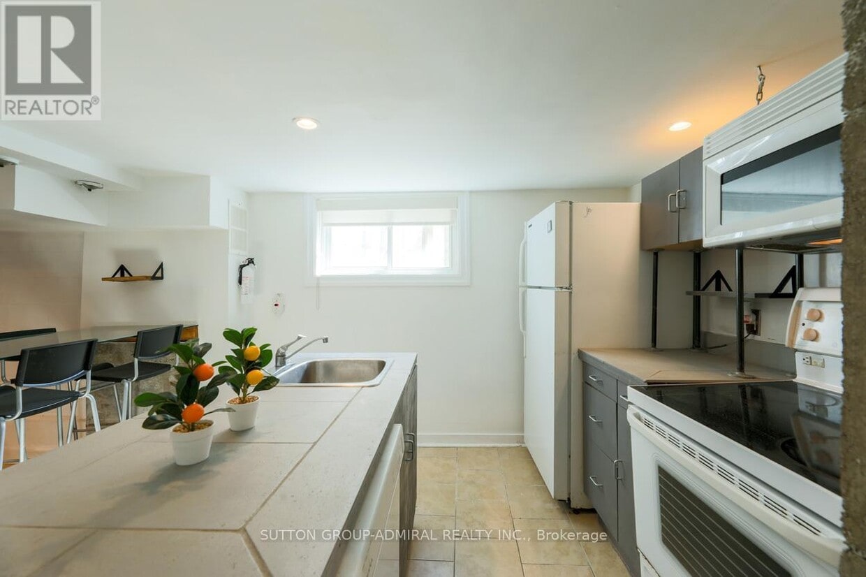 Photo principale - 70 Carlaw Ave
