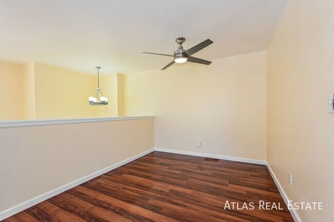 Building Photo - 1483 S Cathay Way