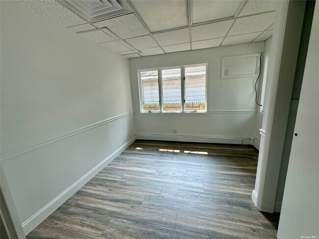 Building Photo - 519 Bellmore Ave