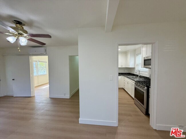 Foto del edificio - 221 S Kenwood St