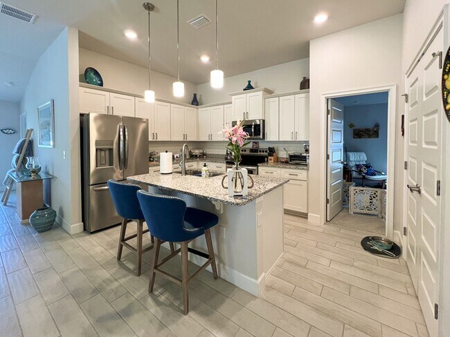 Foto del edificio - Immaculate 4BR/2BA New Construction Home i...