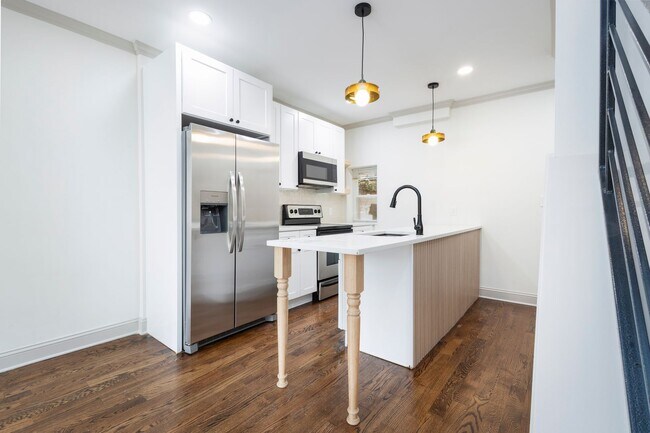 Foto del edificio - 2226 N Sydenham St