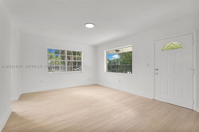 Building Photo - 151 NW 42nd St