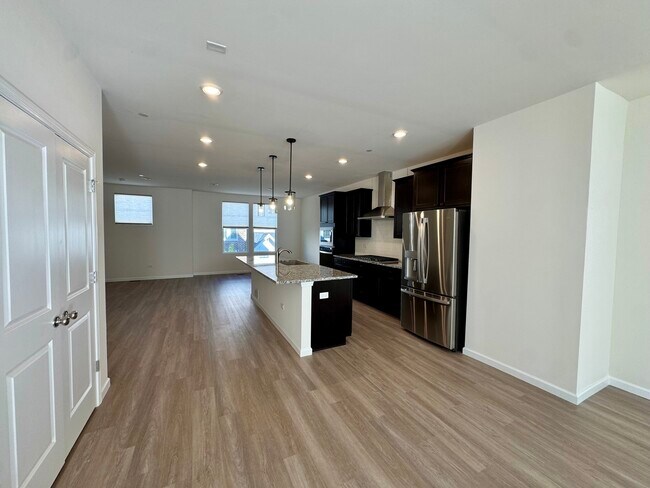 Foto del edificio - 155 Yorktown Ct