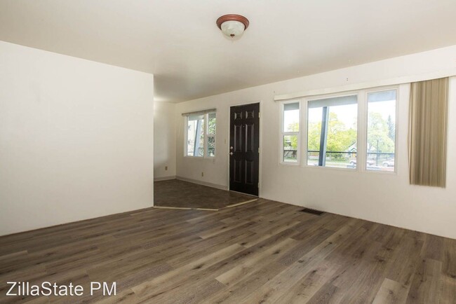 Building Photo - 1024 Stephens Ave