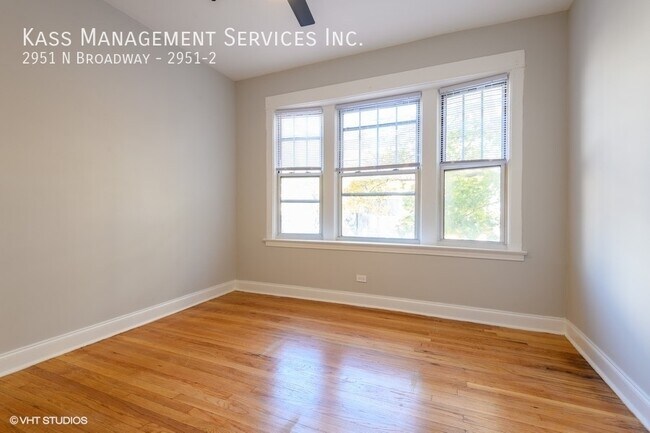 Foto del edificio - 2951 N Broadway-2951-2