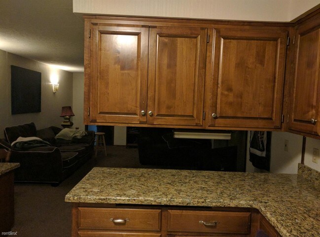 Building Photo - 3672 Silverstone Ct NE