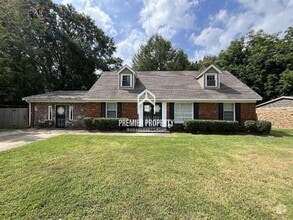 Building Photo - 2065 St James Dr