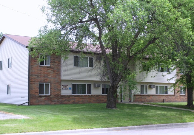 Clinton Exterior - Clinton Community Housing