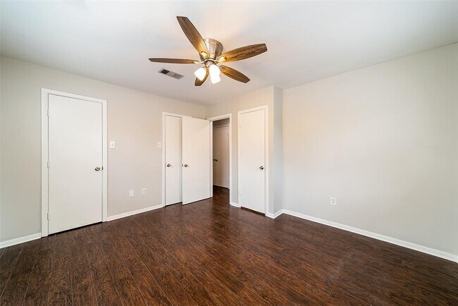 Building Photo - 2614 Cleburne St
