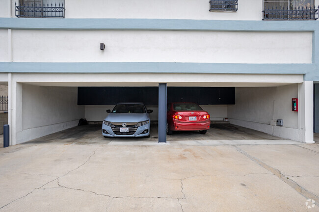 Garage - Lido Apartments - 3648 Westwood Blvd