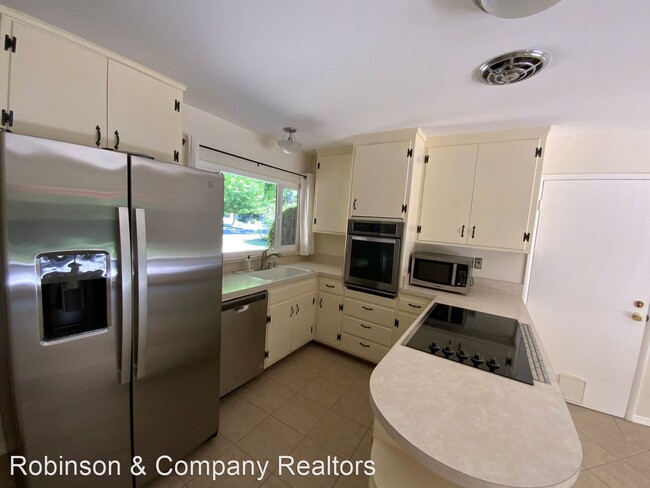 Building Photo - 3 br, 2 bath House - 450 Sherwood Way