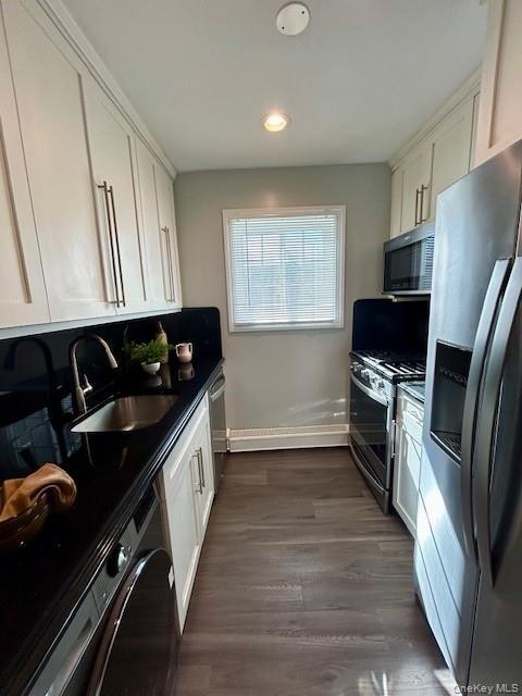 Building Photo - 11 S Saxon Ave