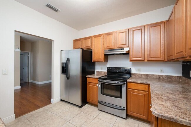 Building Photo - 7601 SW 87th Terrace