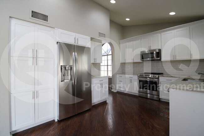 Foto del edificio - 11638 N 109th St