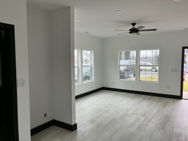 Foto del edificio - 2415 Parkview Ave