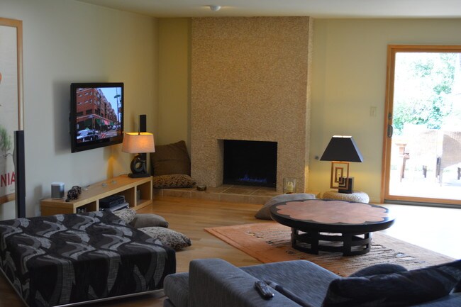 Foto del edificio - 916 Via Brocha Via