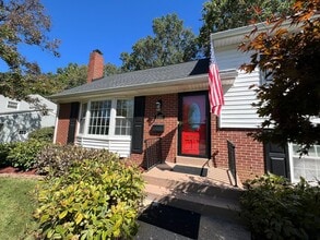 Building Photo - 8407 W Boulevard Dr