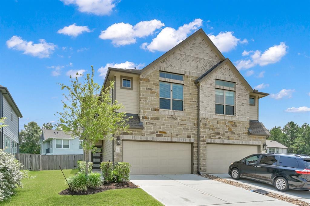 Foto principal - 308 N Spotted Fern Dr