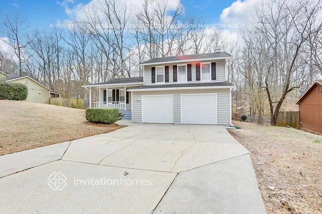 Building Photo - 834 Forest Path