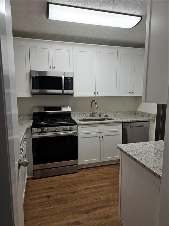 Building Photo - 203 River Run Dr