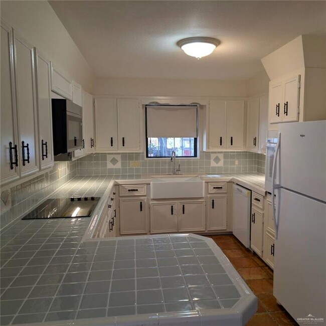 Foto del edificio - 15 Upas Ave