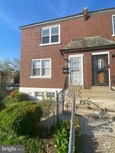 Building Photo - 7400 Rugby St