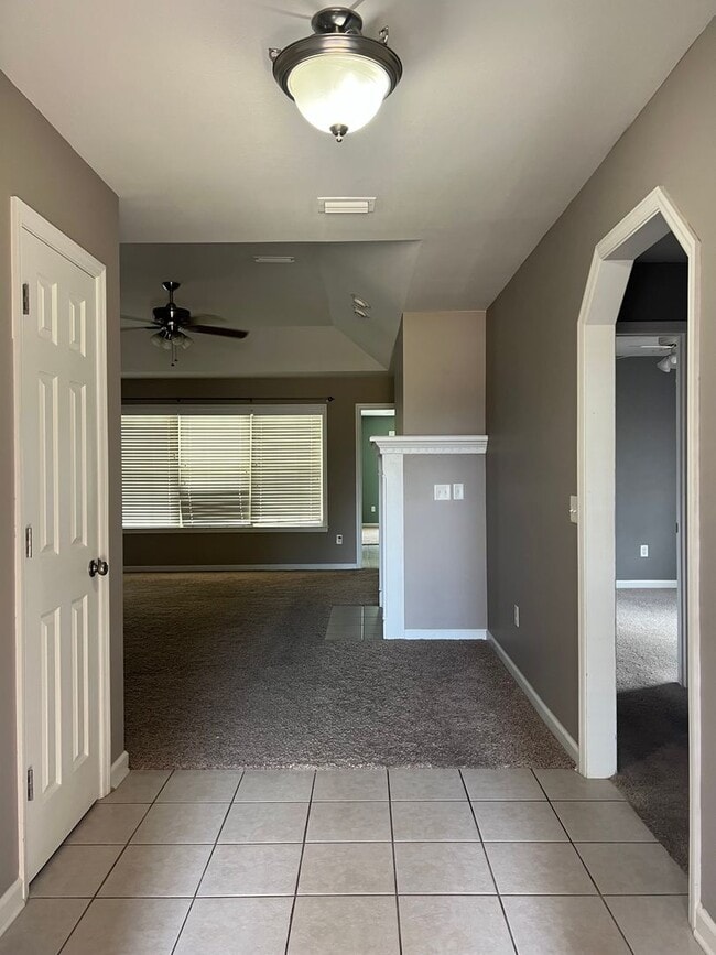 Building Photo - 36 County Rd 740