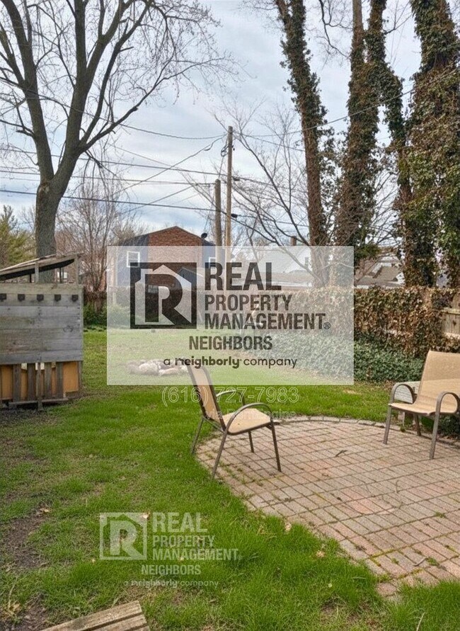 Foto del edificio - 88 E 18th St