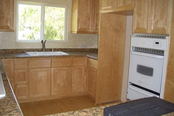 Building Photo - 11339 Oxnard St.