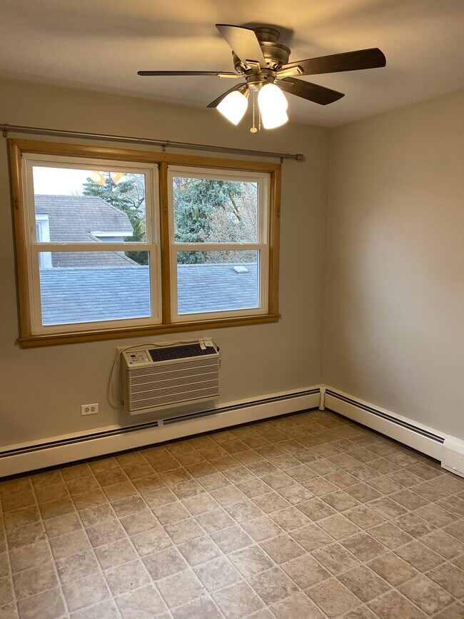 In Unit AC - 2721 N Nordica Ave