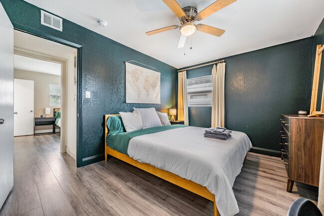 Foto del edificio - 4402 W McElroy Ave