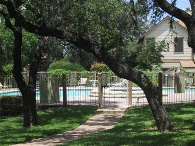 Building Photo - 11901 Swearingen Dr