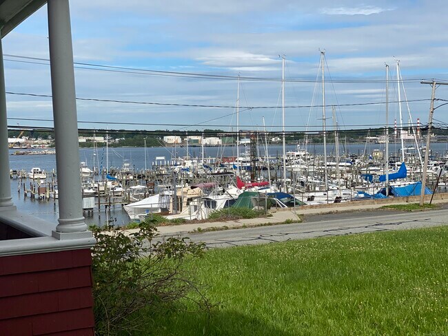 Foto del edificio - 209 Pequot Ave