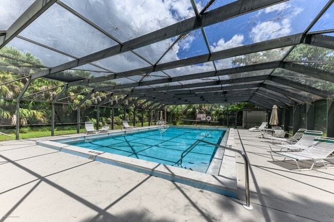 Building Photo - DRASTIC PRICE DROP!!  PRIME LOCATION