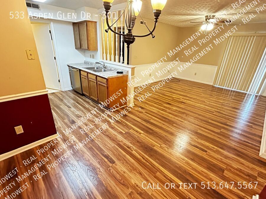 Foto principal - 533 Aspen Glen Dr