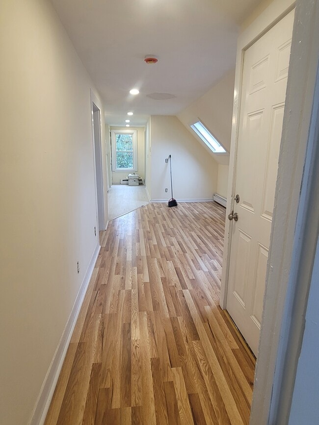 Foto del edificio - 502 Winchester Ave