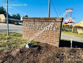 Building Photo - 169 Lionsgate Dr