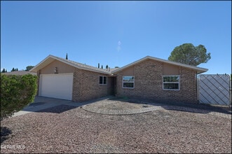 Building Photo - 11508 Jerry Lewis Way