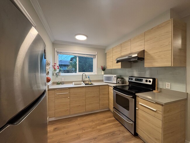 Photo du bâtiment - 10251 Cornerbrook Cres